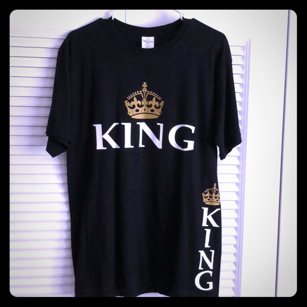 ***NEW NEVER WORN*** KING T-shirt